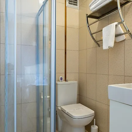 Cunda Eren Otel Ayvalı