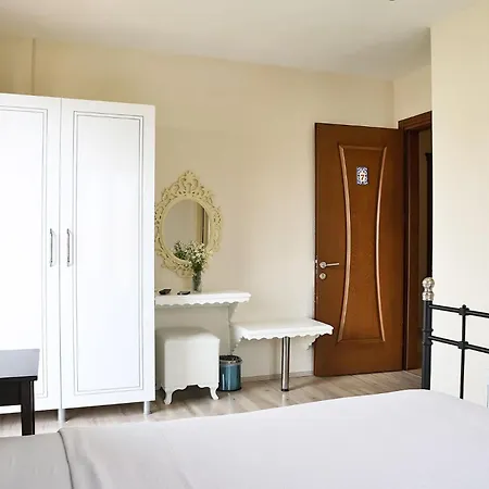 Hotel Cunda Eren *