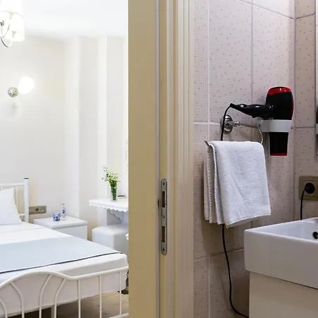 Otel Cunda Eren Ayvalı