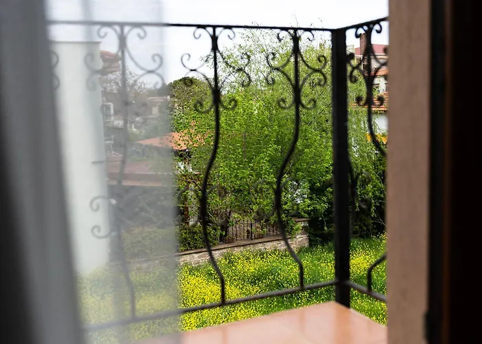 Cunda Eren Отель *